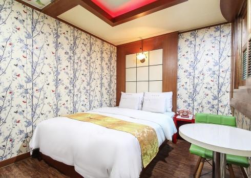 Couple Motel Seoul Exterior photo